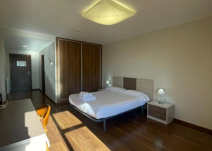 Santuario De Sancho Abarca Otel Tauste