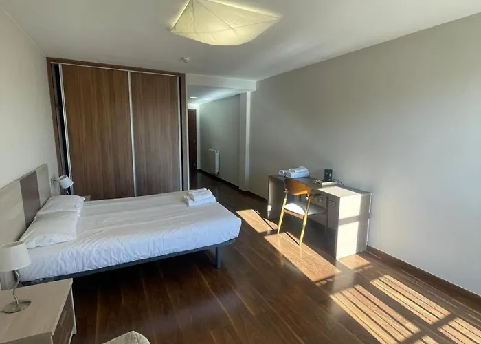 Santuario De Sancho Abarca Otel